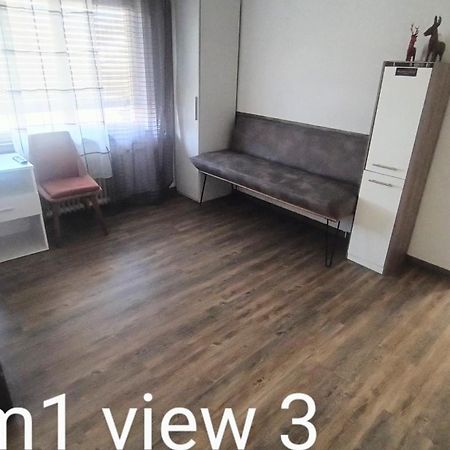 Fmi110 Next To Airport Apartment Russelsheim Bagian luar foto