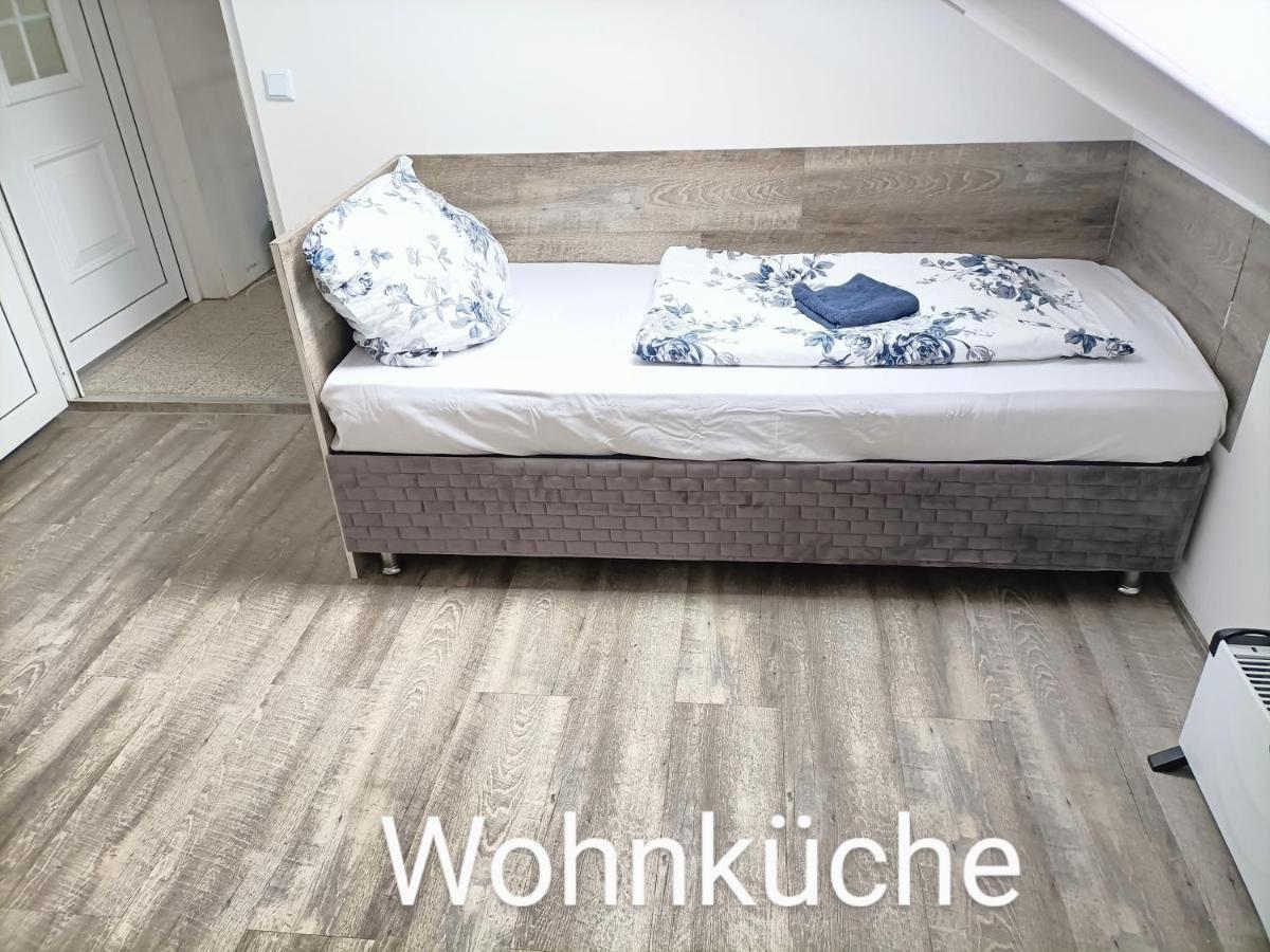 Fmi110 Next To Airport Apartment Russelsheim Bagian luar foto