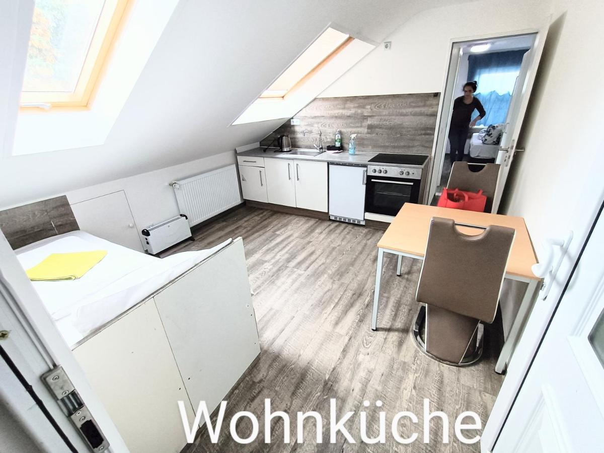 Fmi110 Next To Airport Apartment Russelsheim Bagian luar foto