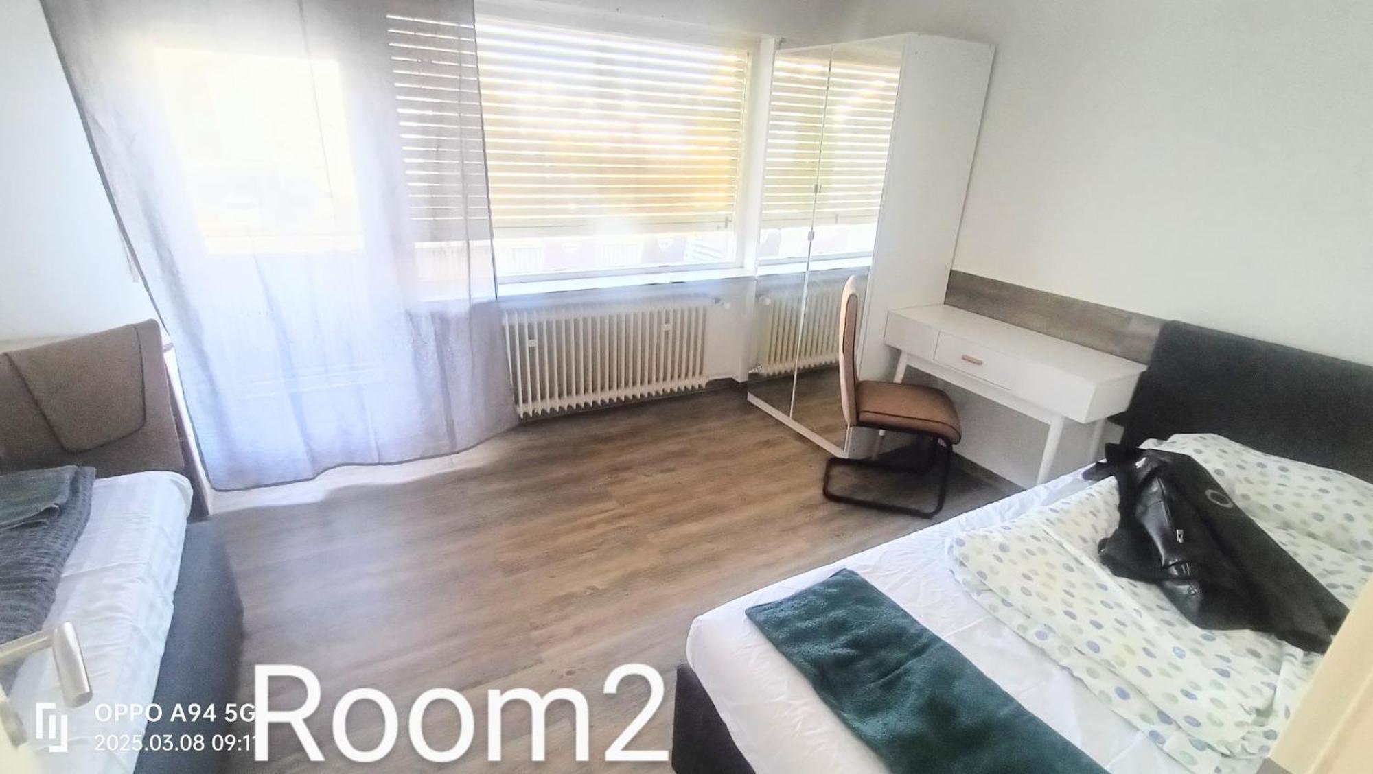 Fmi110 Next To Airport Apartment Russelsheim Bagian luar foto